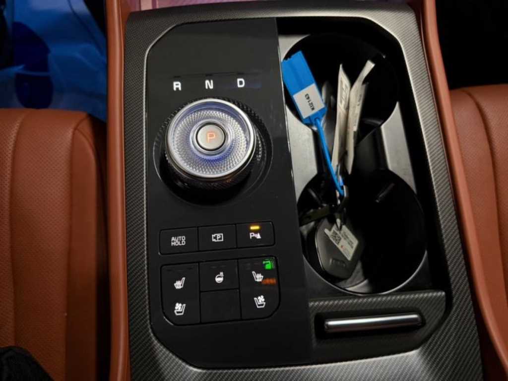 Kia K8 — photo 12