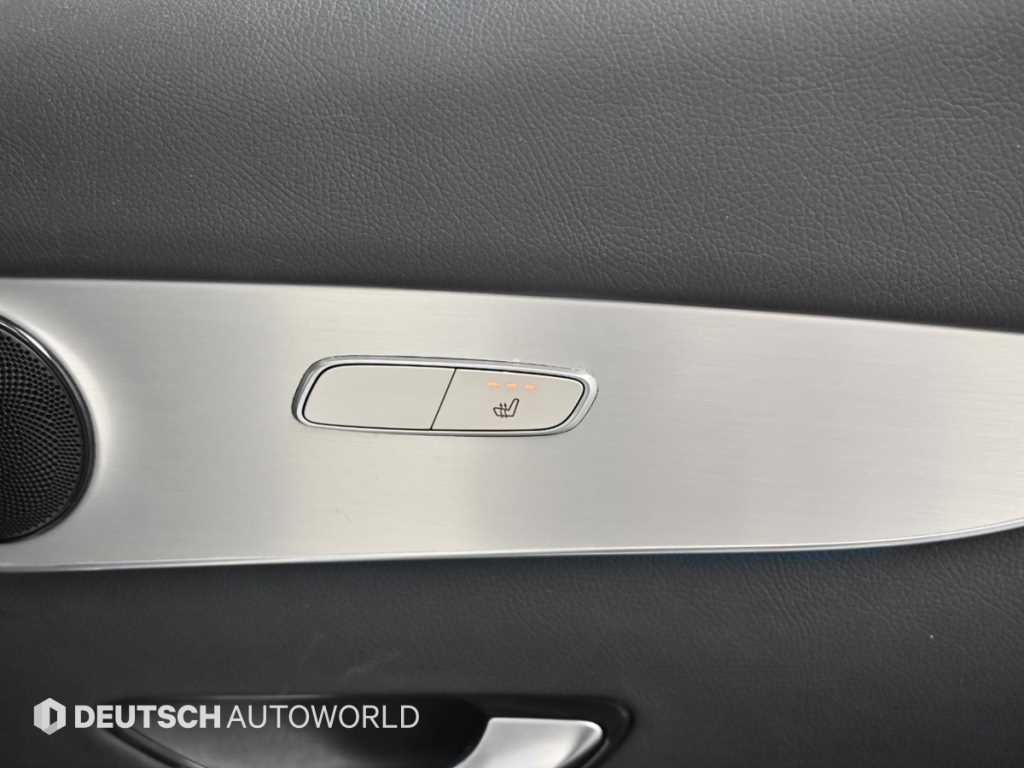 Mercedes-Benz GLC-Class — photo 16
