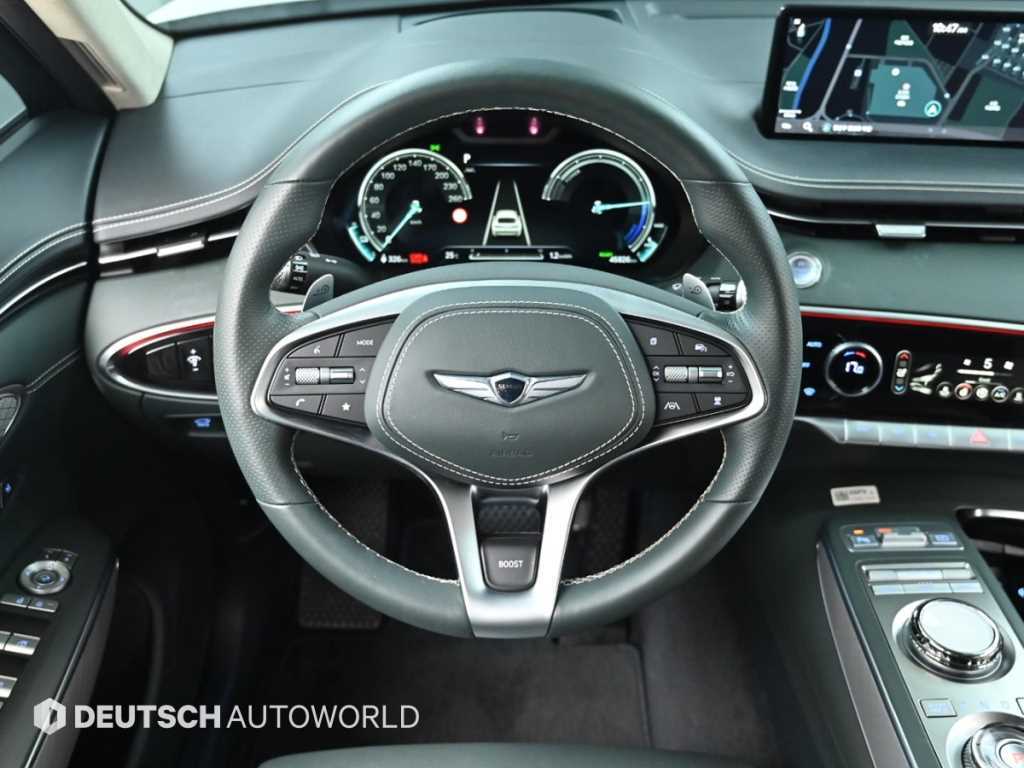 Genesis GV70 — photo 13