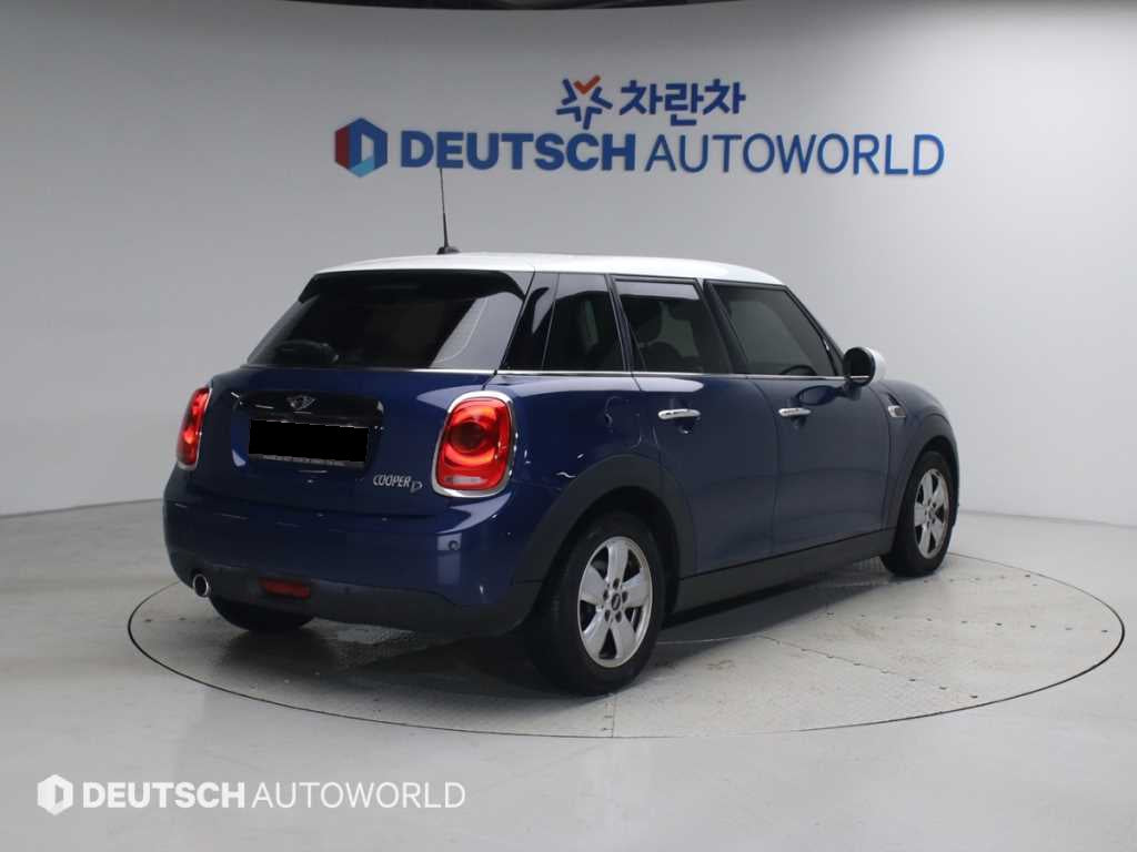 Mini Cooper — photo 02