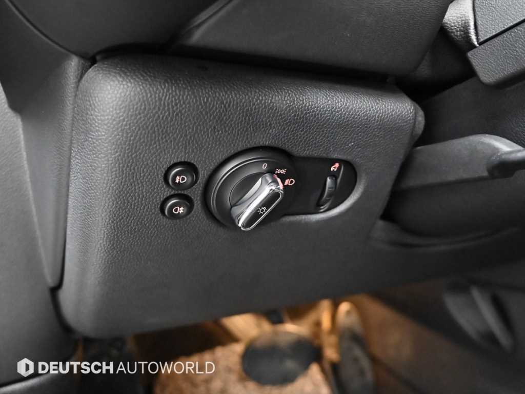 Mini Cooper — photo 16
