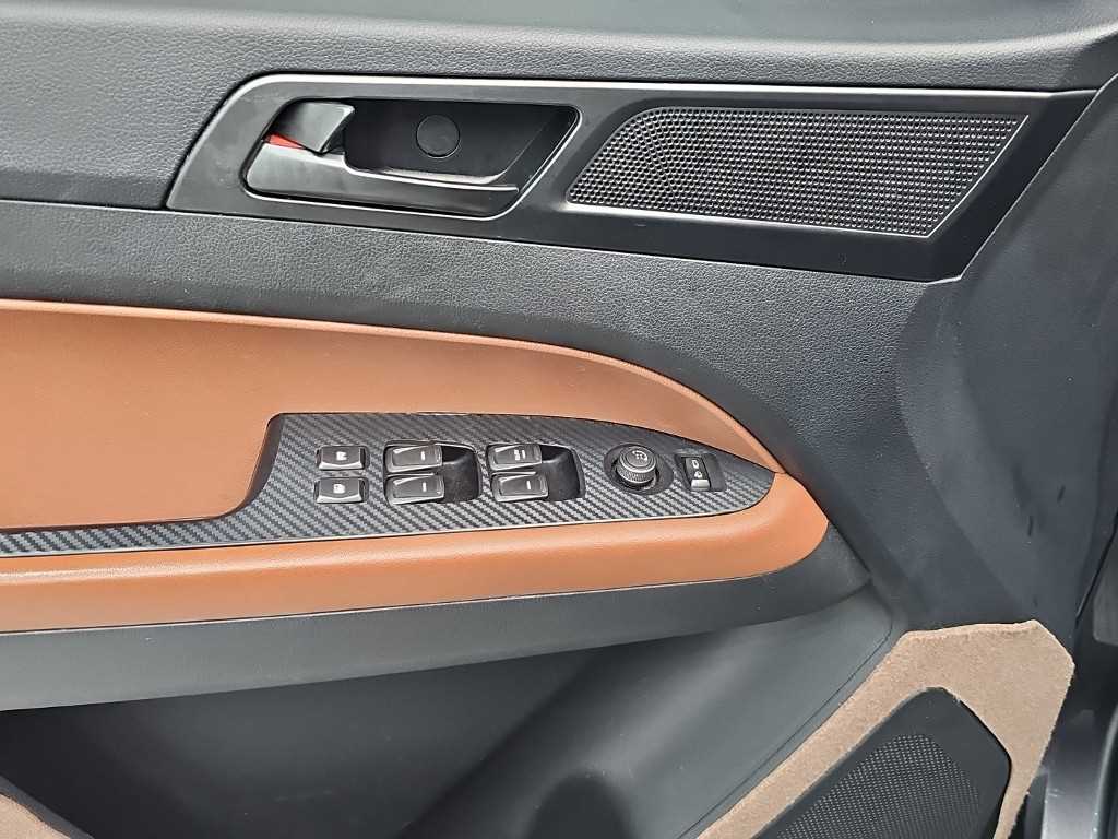 KGM Rexton — photo 16