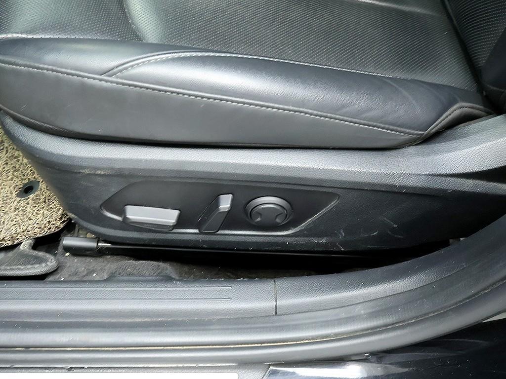 Hyundai Sonata — photo 14