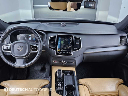 Volvo XC90 — photo 07