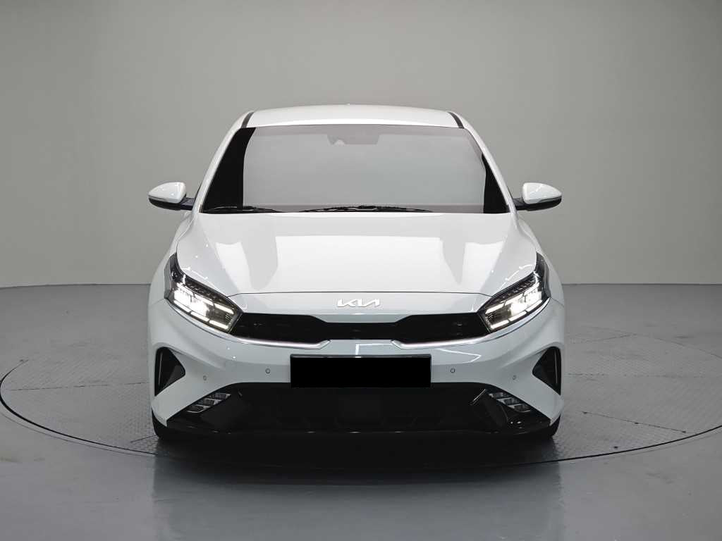 Kia K3 — photo 02