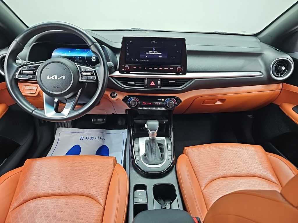 Kia K3 — photo 07