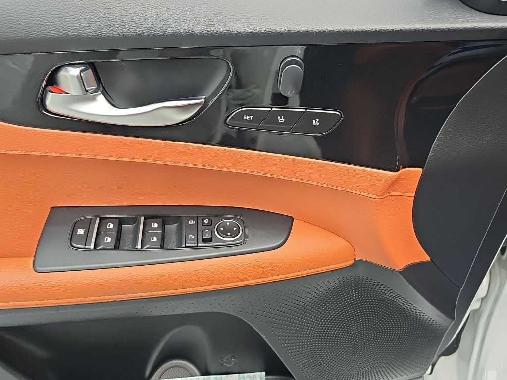 Kia K3 — photo 16