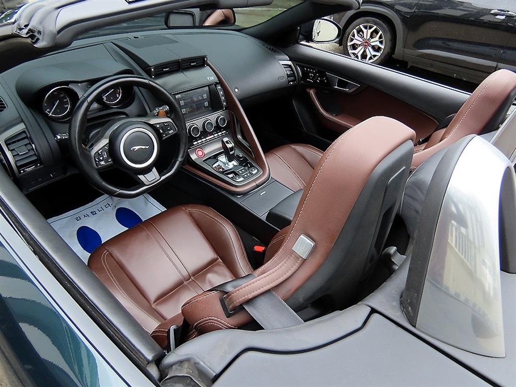 Jaguar F-TYPE — photo 10