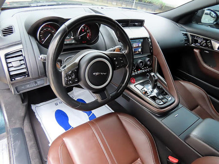 Jaguar F-TYPE — photo 11