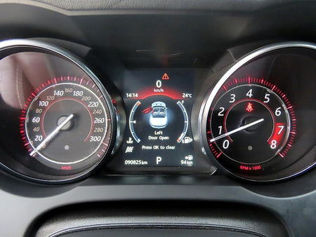 Jaguar F-TYPE — photo 13