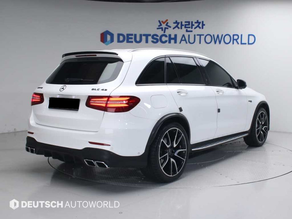 Mercedes-Benz GLC-Class — photo 02