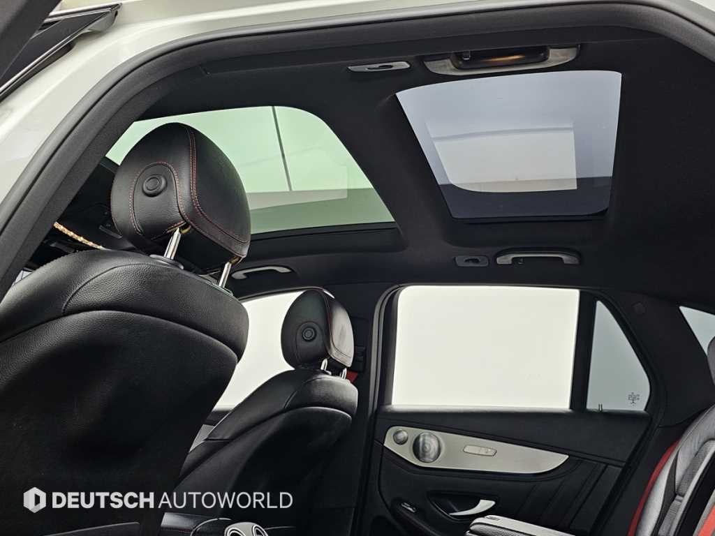 Mercedes-Benz GLC-Class — photo 18