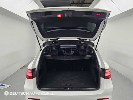 Mercedes-Benz GLC-Class — photo 19