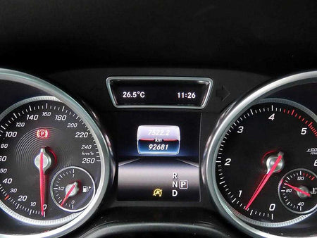 Mercedes-Benz GLE-Class — photo 09