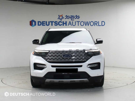 Ford Explorer — photo 03