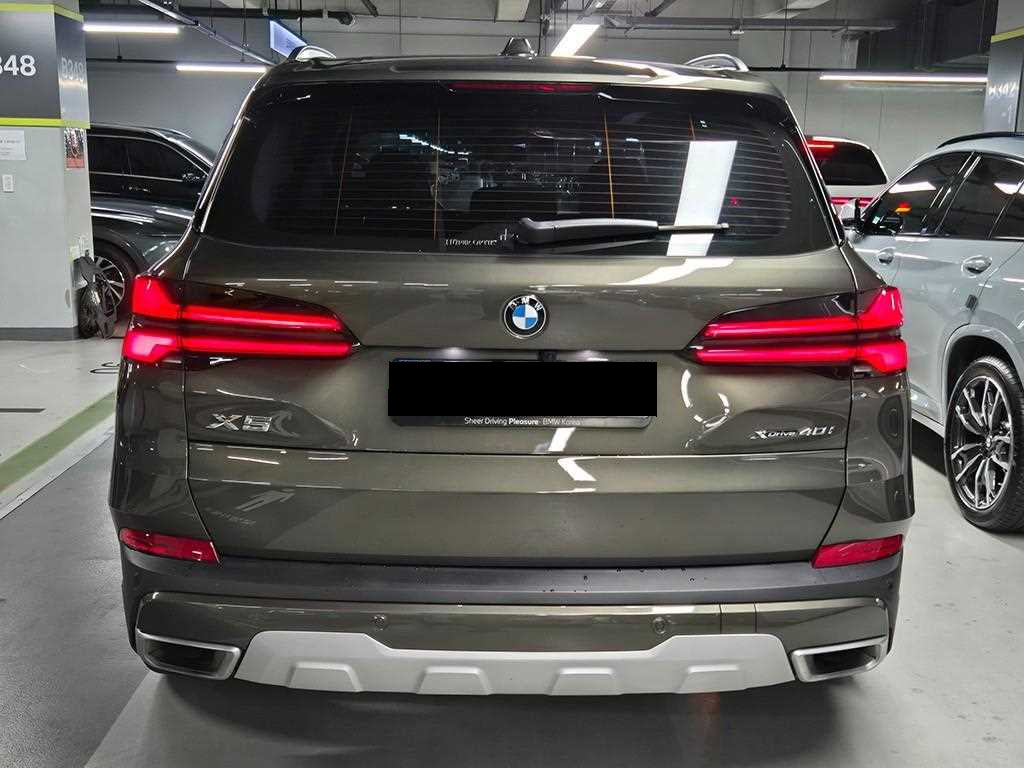 BMW X5 — photo 04
