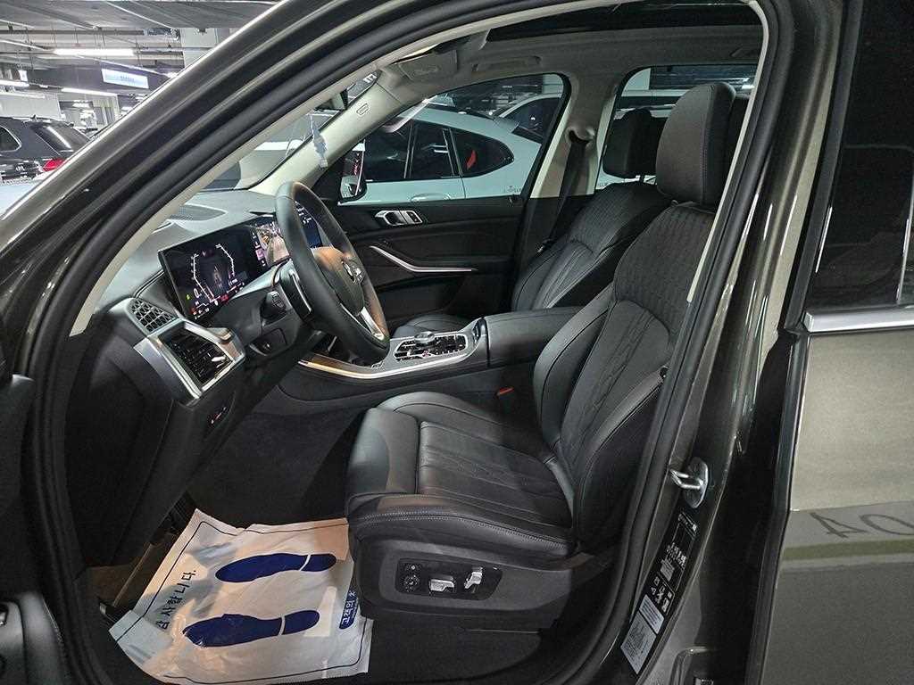 BMW X5 — photo 05