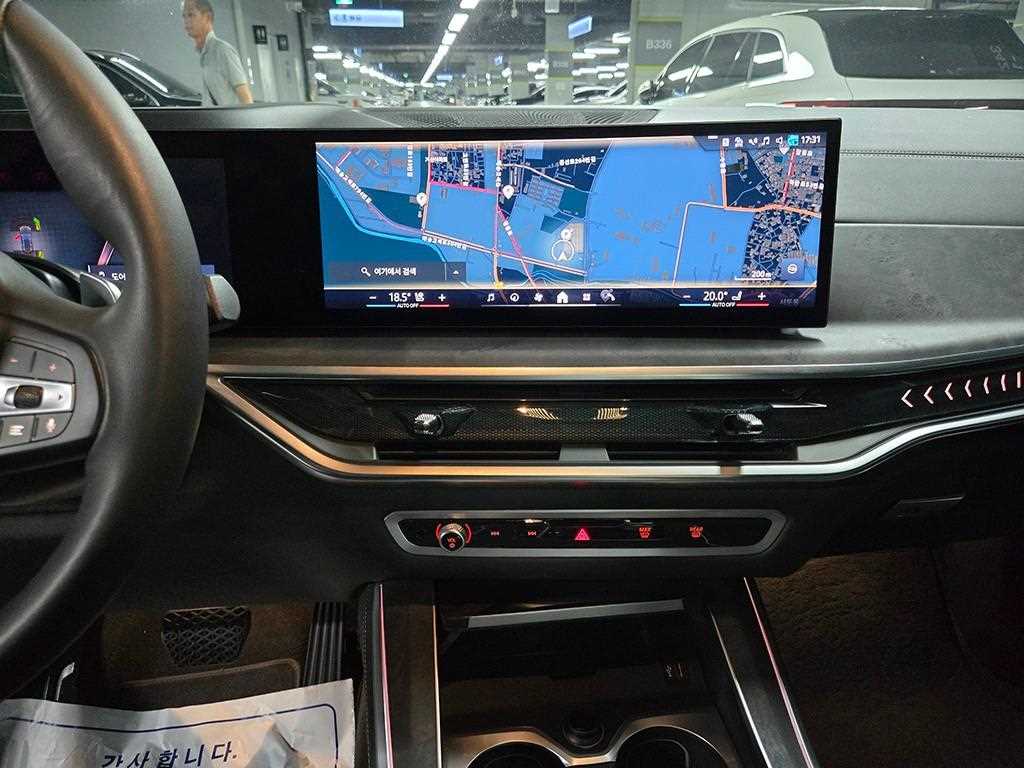 BMW X5 — photo 10