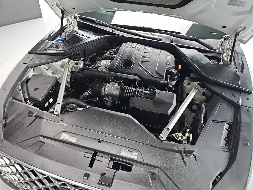 Genesis G80 — photo 05