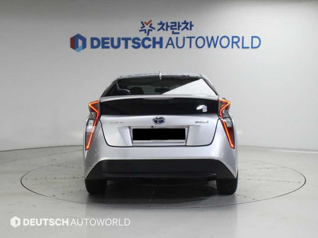 Toyota Prius — photo 04