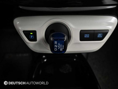 Toyota Prius — photo 07