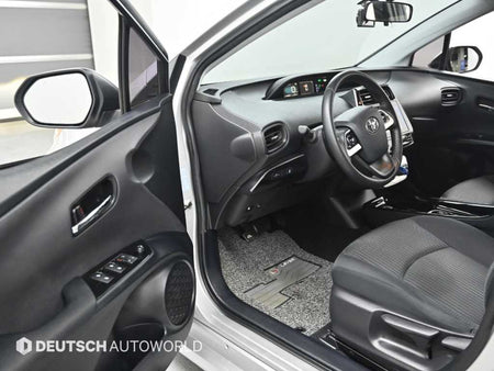 Toyota Prius — photo 09