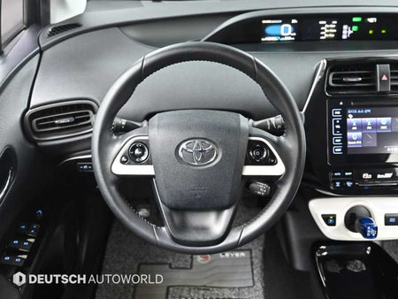 Toyota Prius — photo 11
