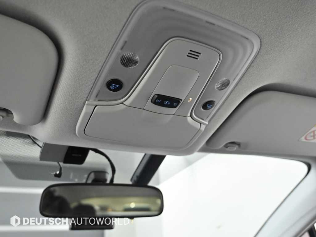 Toyota Prius — photo 16