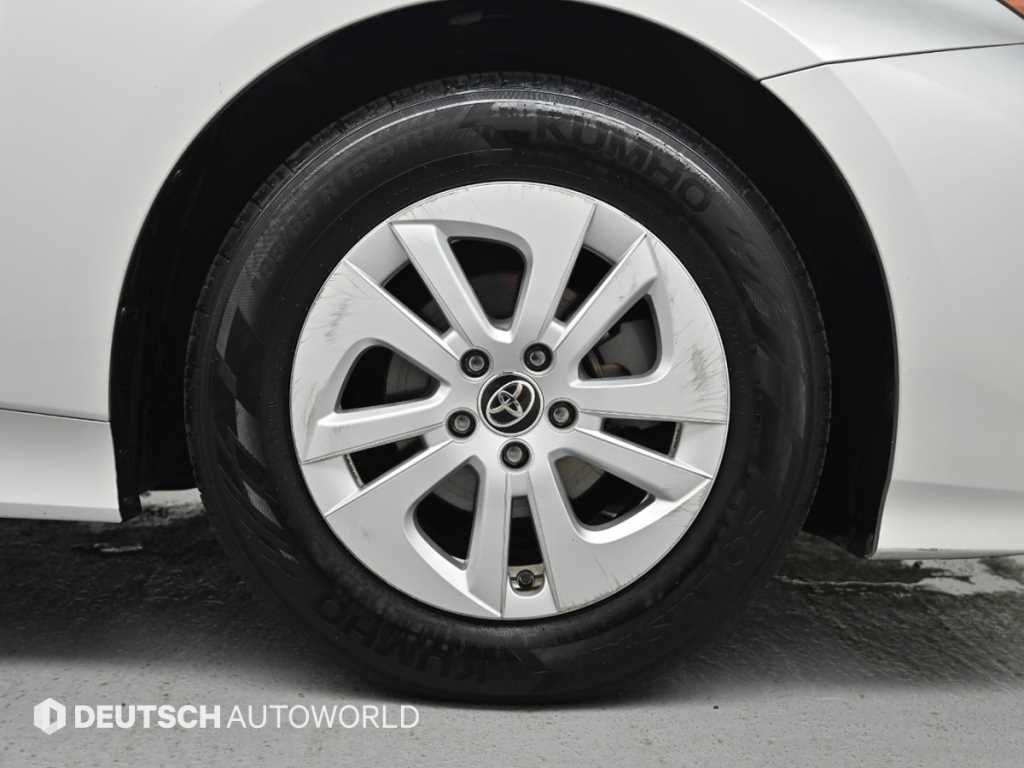Toyota Prius — photo 19