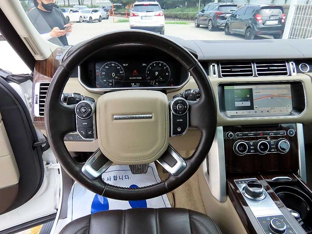 Land Rover Range Rover — photo 08