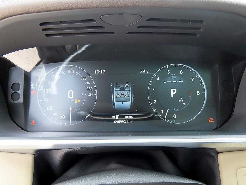 Land Rover Range Rover — photo 09