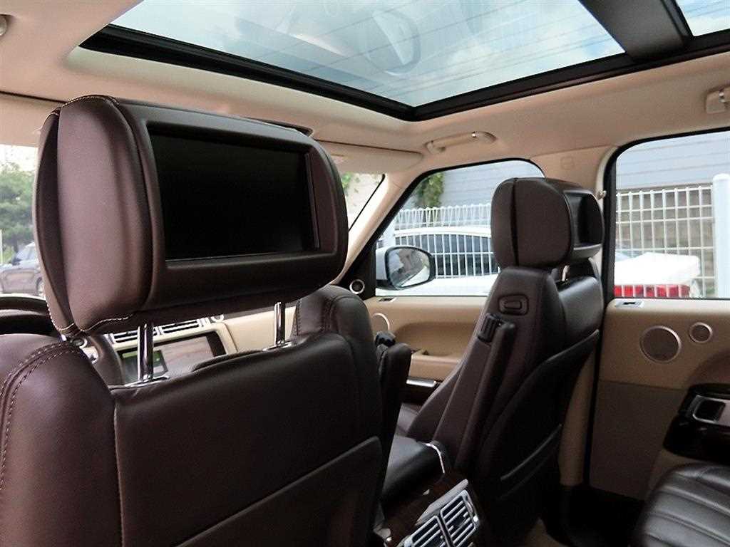 Land Rover Range Rover — photo 13