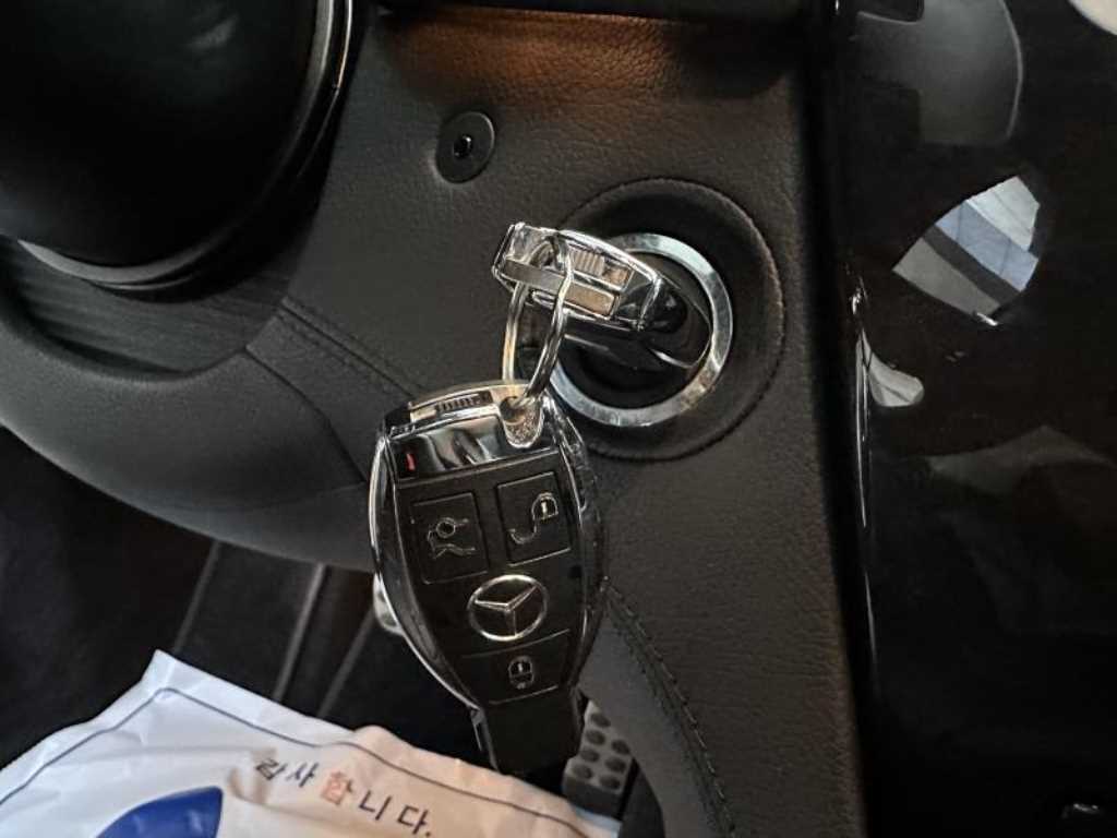 Mercedes-Benz CL-Class — photo 12