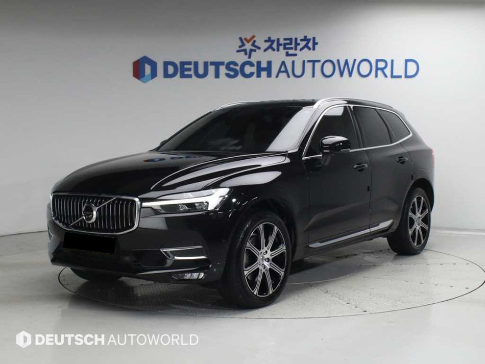 Volvo XC60 — photo 01