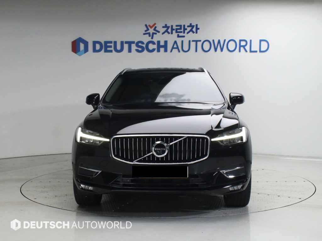 Volvo XC60 — photo 03