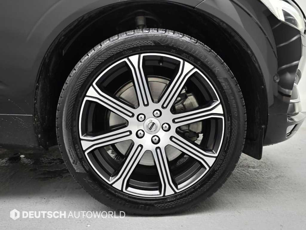 Volvo XC60 — photo 05
