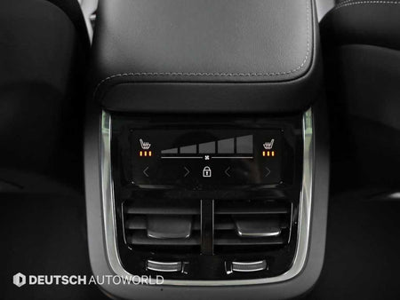 Volvo XC60 — photo 16
