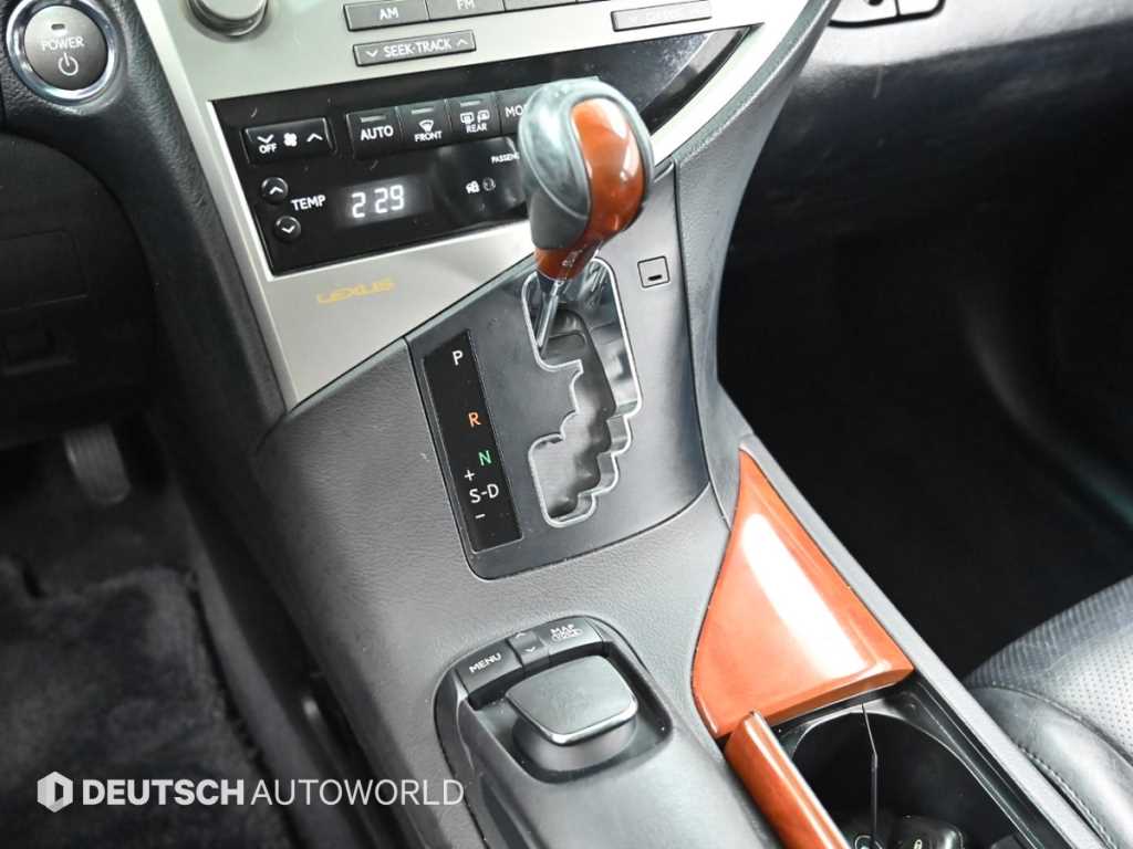 Lexus RX — photo 09