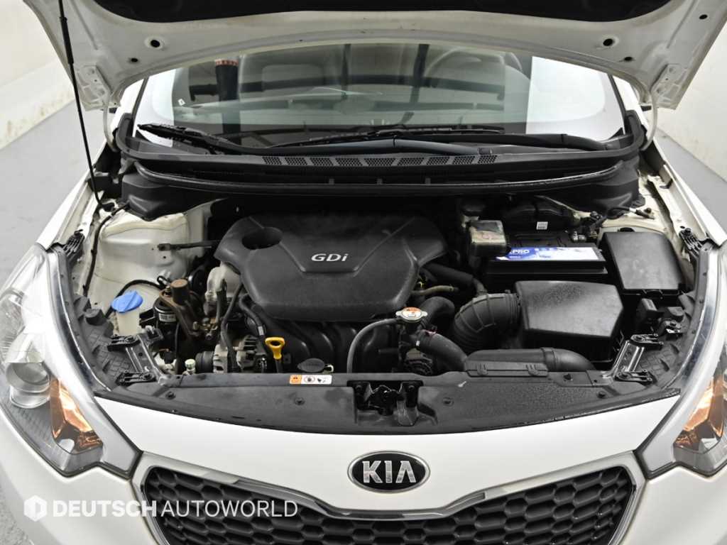 Kia K3 — photo 06