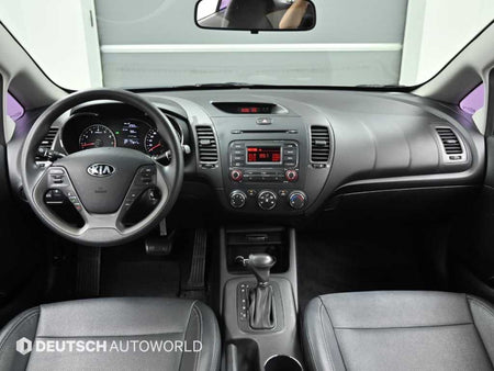 Kia K3 — photo 07