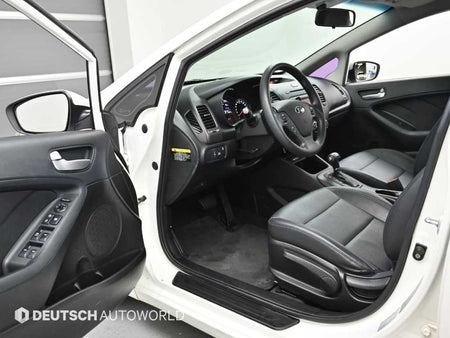 Kia K3 — photo 11