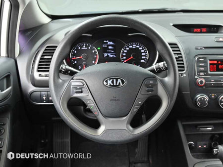 Kia K3 — photo 13