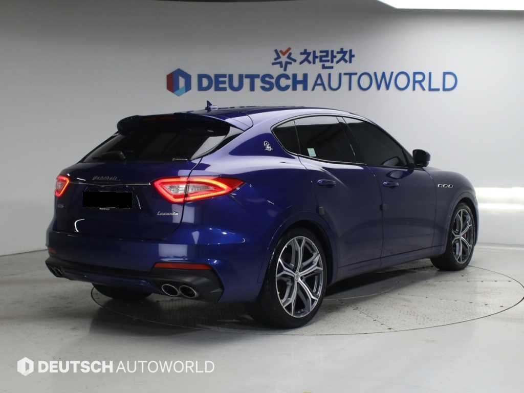 Maserati Levante — photo 03
