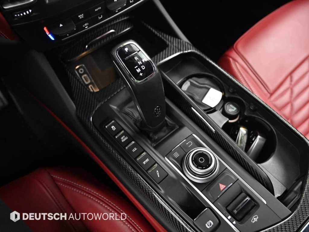 Maserati Levante — photo 09