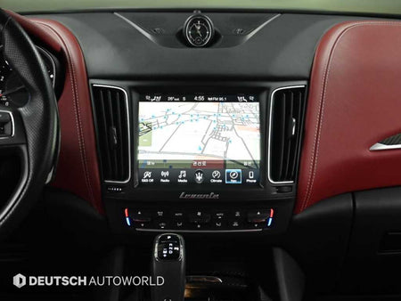 Maserati Levante — photo 14