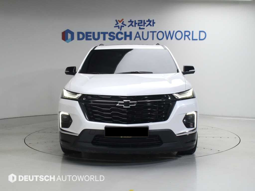 CHEVROLET Traverse — photo 03