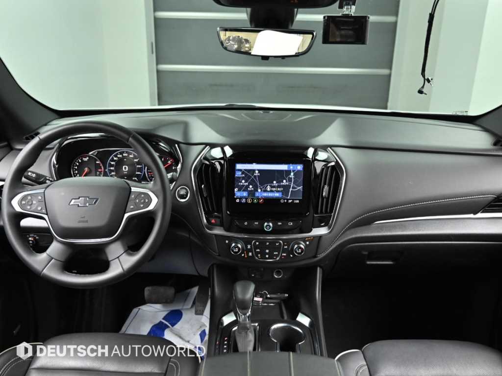 CHEVROLET Traverse — photo 07