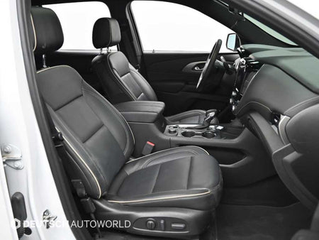 CHEVROLET Traverse — photo 10