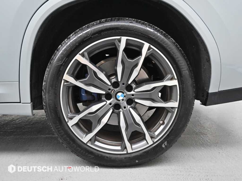 BMW X4 — photo 05