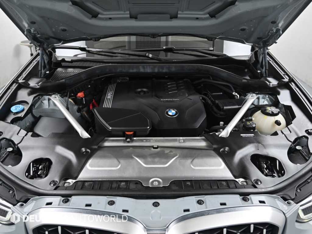 BMW X4 — photo 06